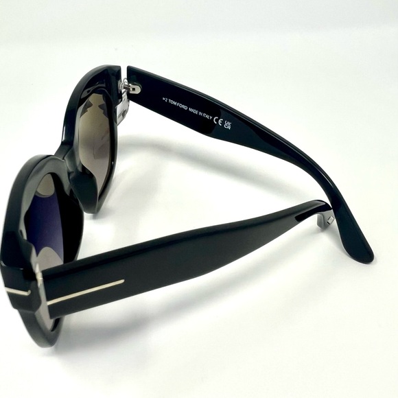 TOM FORD Beatrix 52mm Shiny Black Sunglasses ~ Authentic Brand New w/ Box & Case - Picture 3 of 13